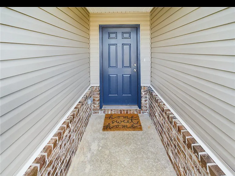 901 Belhaven Rd — Photo 4