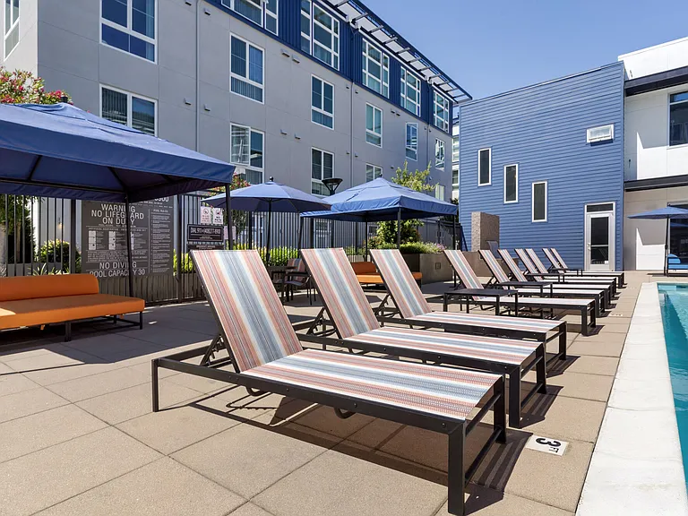 Domain Apartments — Photo 26