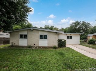 6014 Misty Valley Dr, San Antonio, TX 78242