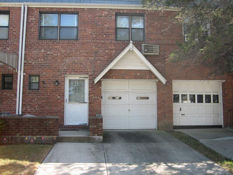1st image of 16506 72nd Ave