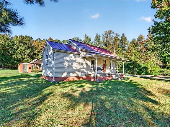 4th image of 1055 Old Silver Hill Rd