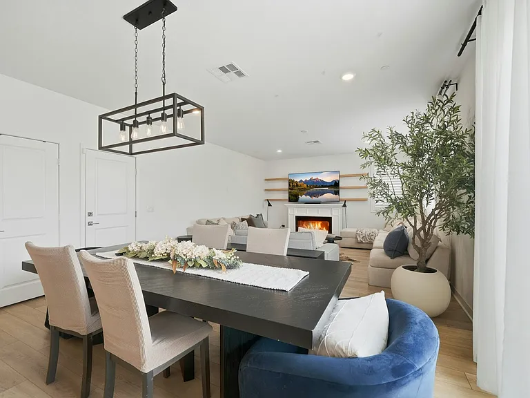 30994 Douglas Crest Cir — Photo 10