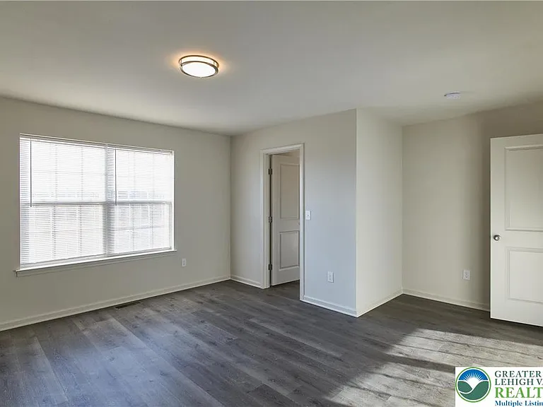 6653 Stein Way — Photo 14