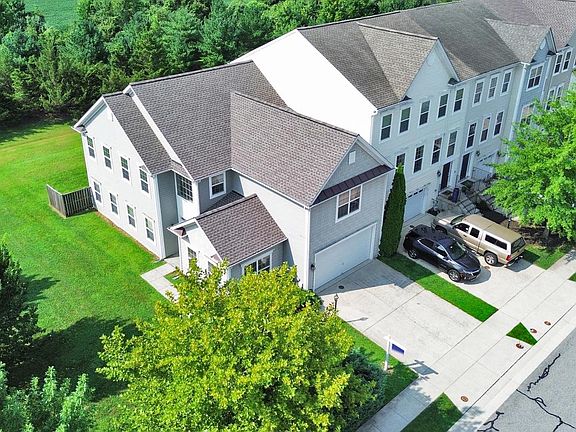 4th image of 29181 Superior Cir