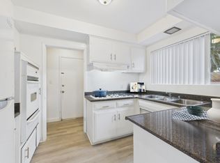 14929 Dickens St #1, Sherman Oaks, CA 91403