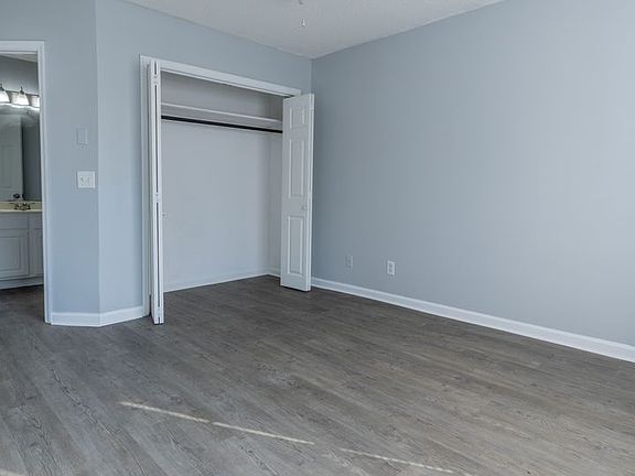5th image of 120 Harbison Dr #132