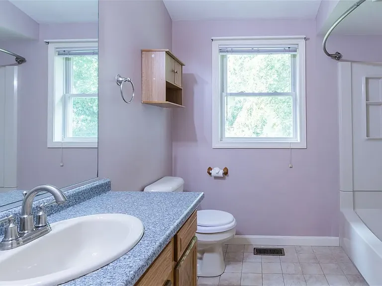 19 Jennifer Dr — Photo 18