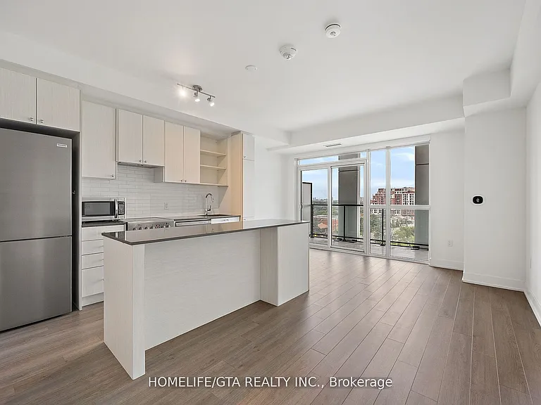 50 George Butchart Dr #506 — Photo 5