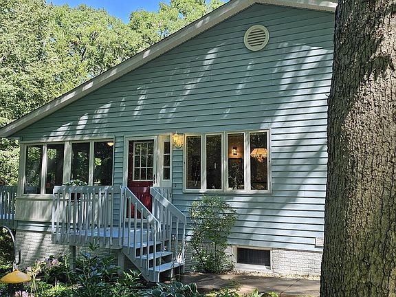 2nd image of 872 48th Avenue Ct