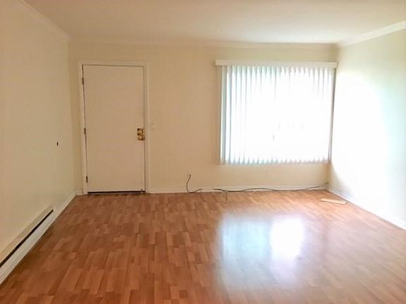 4th image of 1126 Cherry Ave APT 74