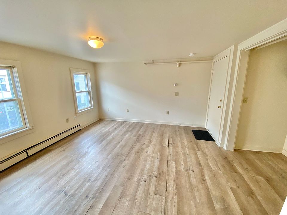 2426 Main Street 2426 Main St Winooski, VT Zillow Apartments