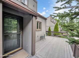 161 Upper Village Way, Tannersville, PA 18372