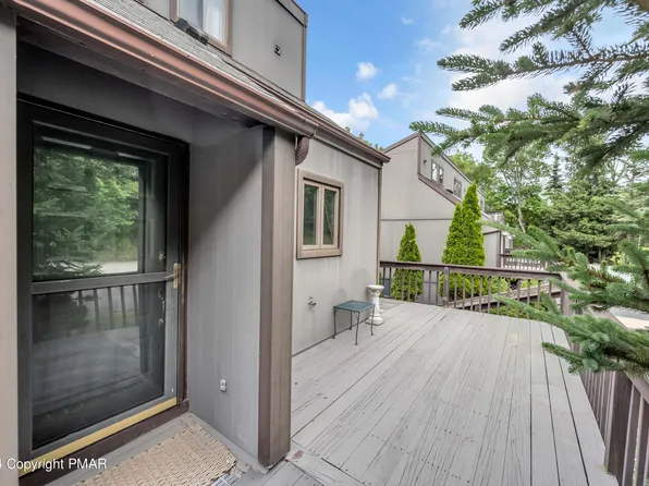 161 Upper Village Way, Tannersville, PA 18372