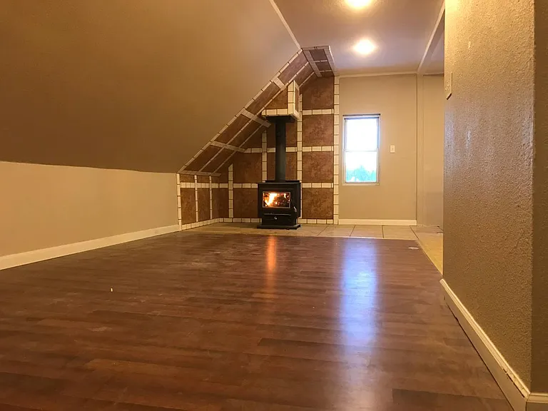 10 Smith Ave #3 — Photo 3