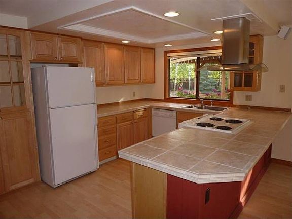 Light & Bright Kitchen