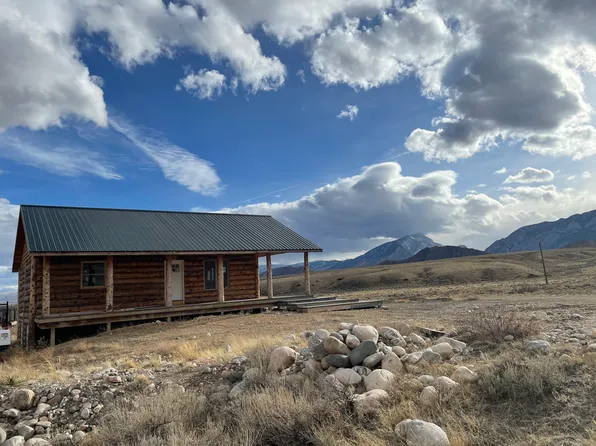 106 Bennett Creek Rd, Powell, WY 82435