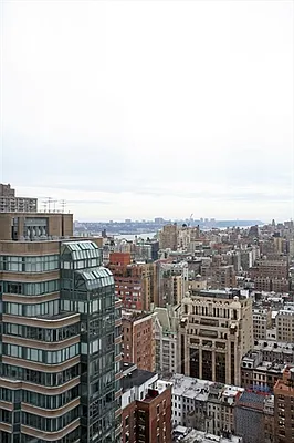 Sold by Citi Habitats | media 6