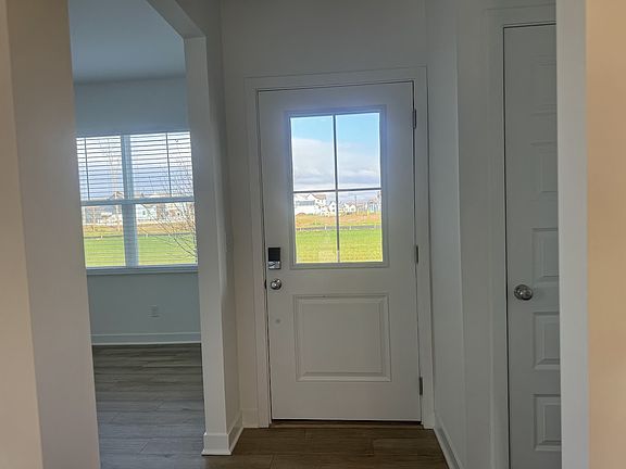3rd image of 2075 Mildred Rd