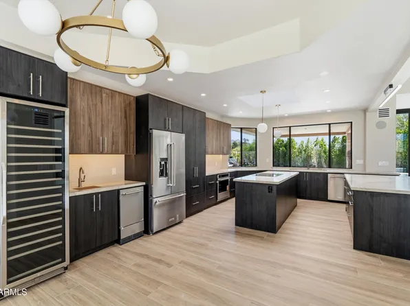 8565 E VISTA DEL LAGO -- N, Scottsdale, AZ 85255