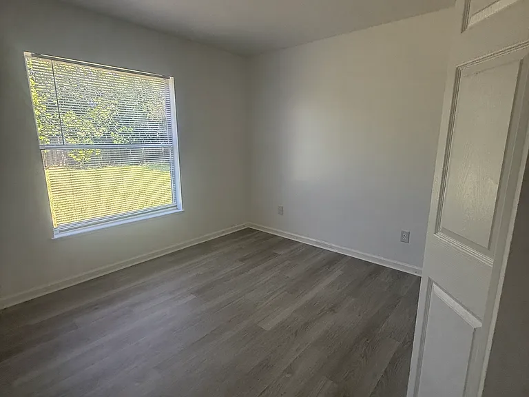 2249 SE Friendship St — Photo 9