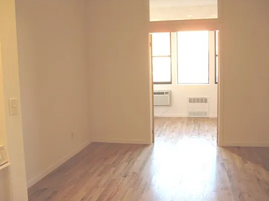 Rented by J. Lemle Real Estate | media 12