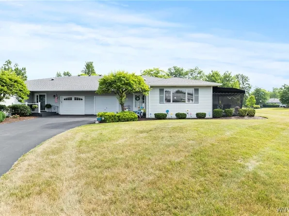 5861 Goodrich Rd APT 6C, Clarence Center, NY 14032