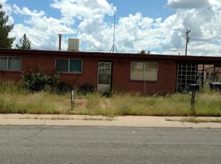 285 E Patton St, Huachuca City, AZ 85616