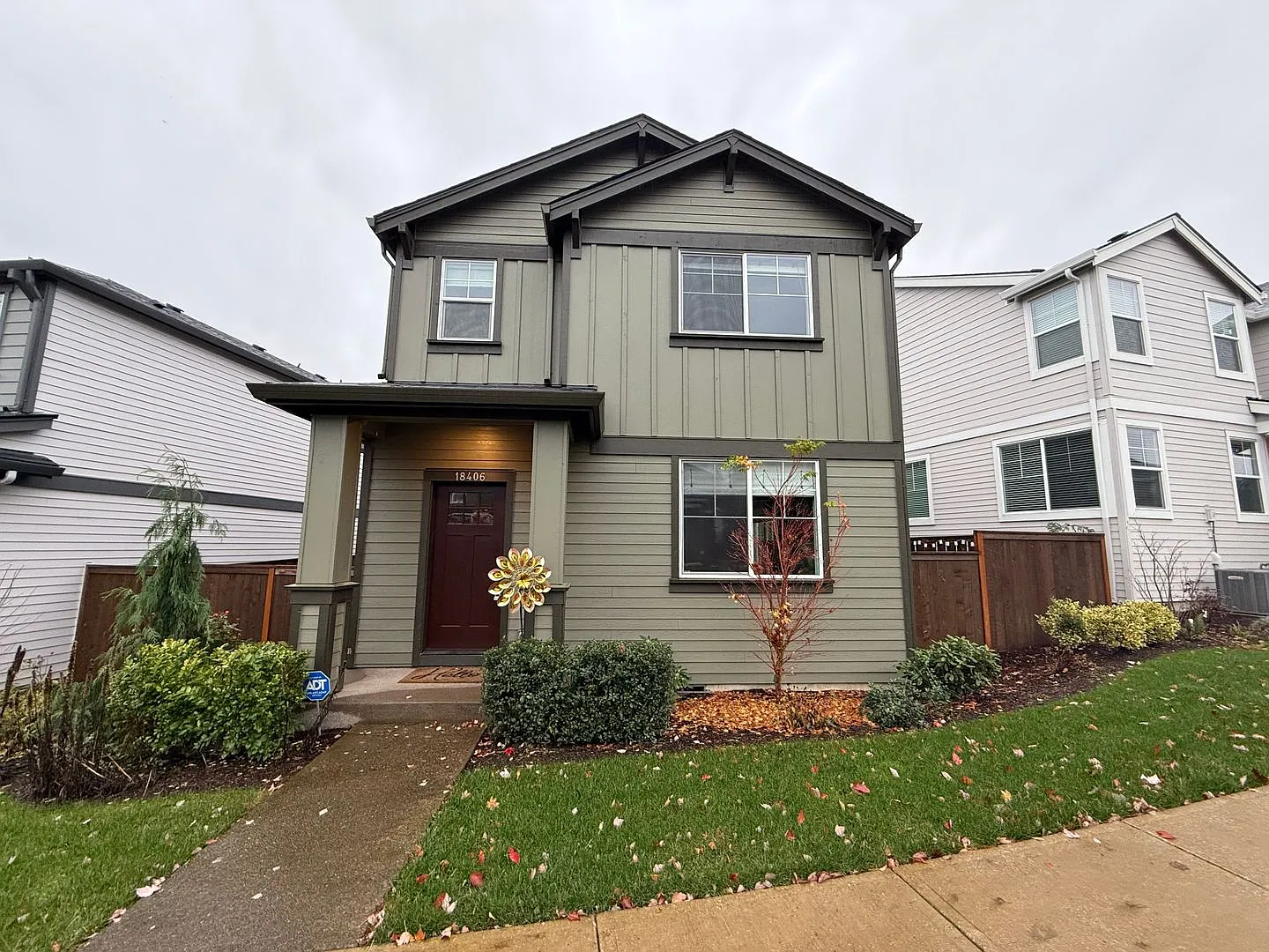 18406 SW Buckhorn Dr photo 1