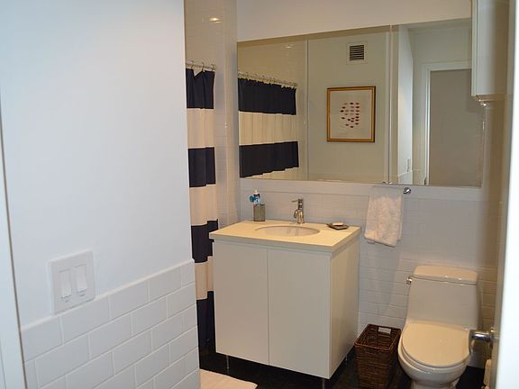 3rd image of 90 William St Frnt 2