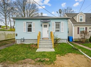 23 Morgan St, Cranston, RI 02920