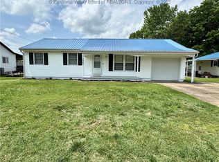 2923 Spruce Ave, Point Pleasant, WV 25550