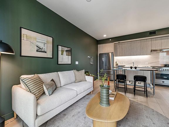 2nd image of 188 W Saint James St Unit 10803