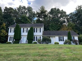 107 Cougar Dr, Manchester, CT 06040