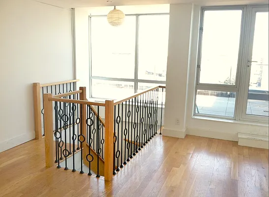 Rented by Loom Group | media 17