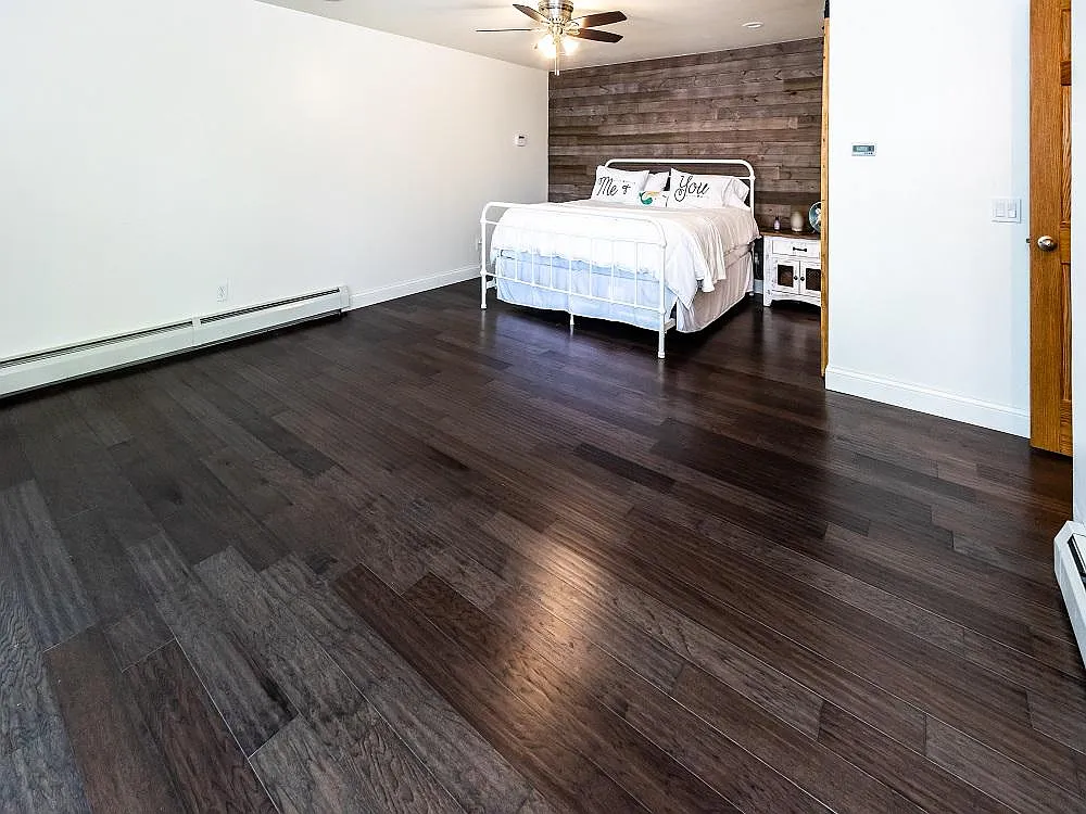 5 bed, 3215 sqft, $3,295 — Photo 4