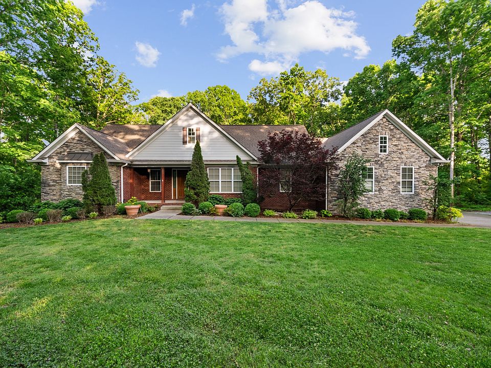 1st image of 5751 Pinewood Rd