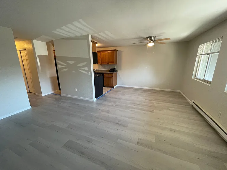 Skandi Villa in Edmonds | Boutique Apartments with Modern Touches | 1 MONTH FREE! — Photo 16