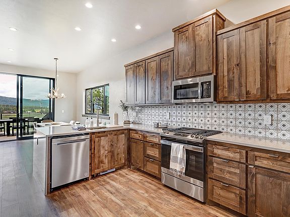 4th image of 18 Angel Fire Rd S