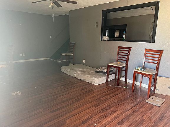2nd image of 1481 Lillius St