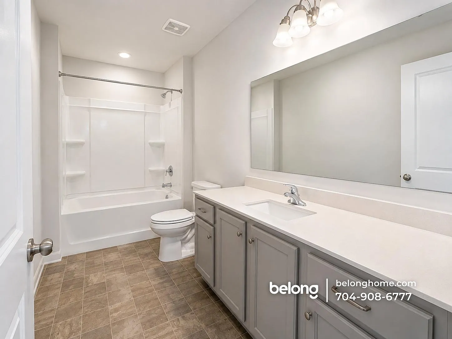 5 bed, 3.0 bath, 2887 sqft, $2,775 — Photo 2