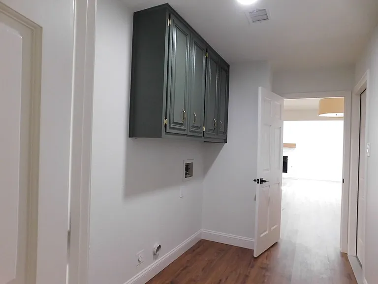 4502 Parkhurst Dr — Photo 12