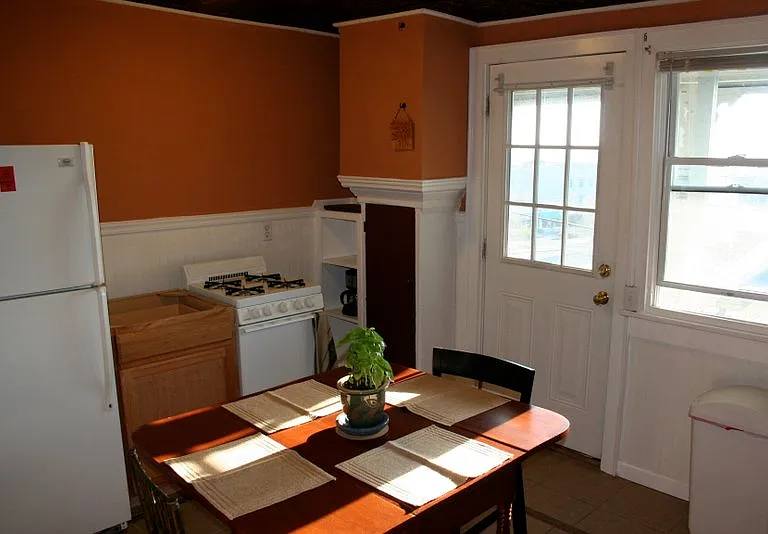 399 S Main St #3 — Photo 7