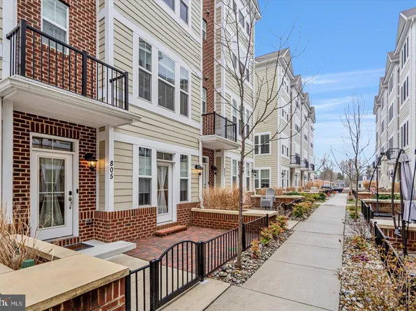 805 Francis Harris Pl, Annapolis, MD 21401