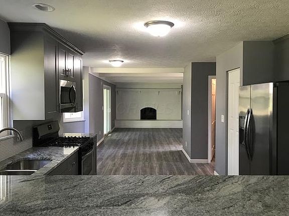 5th image of 6672 Woodsedge Dr