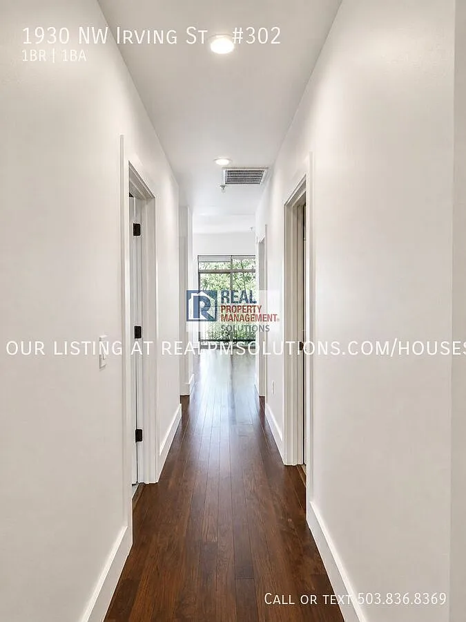 Contemporary 1-Bedroom Condo at The Addison Balcony, A/C, Parking & Exceptional Storage in NW Por... — Photo 4