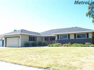 6640 Gloria Dr, Sacramento, CA 95831