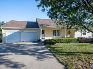 2740 SE Mars Ter, Topeka, KS 66605