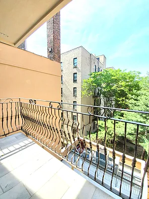 Rented by Compass | media 25