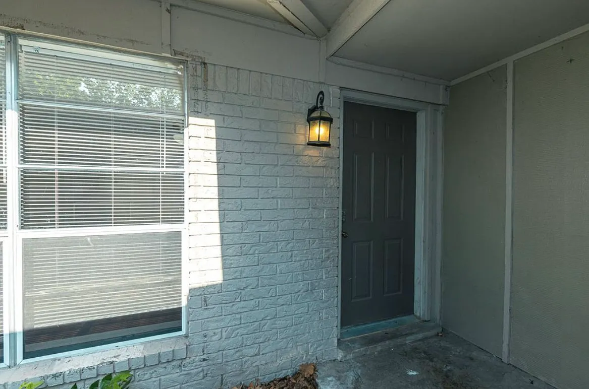 3 bed, 1450 sqft, $1,400 — Photo 2