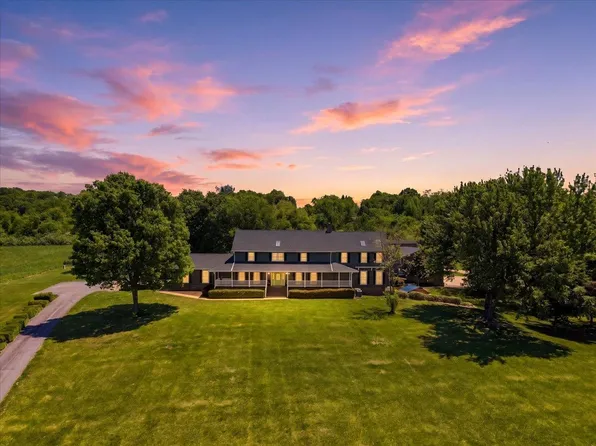 194 Deep Meadow Dr, Fishersville, VA 22939
